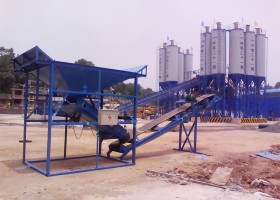 中鐵二十一局黔張常客專(zhuān)洗石機(jī)工作現(xiàn)場(chǎng)